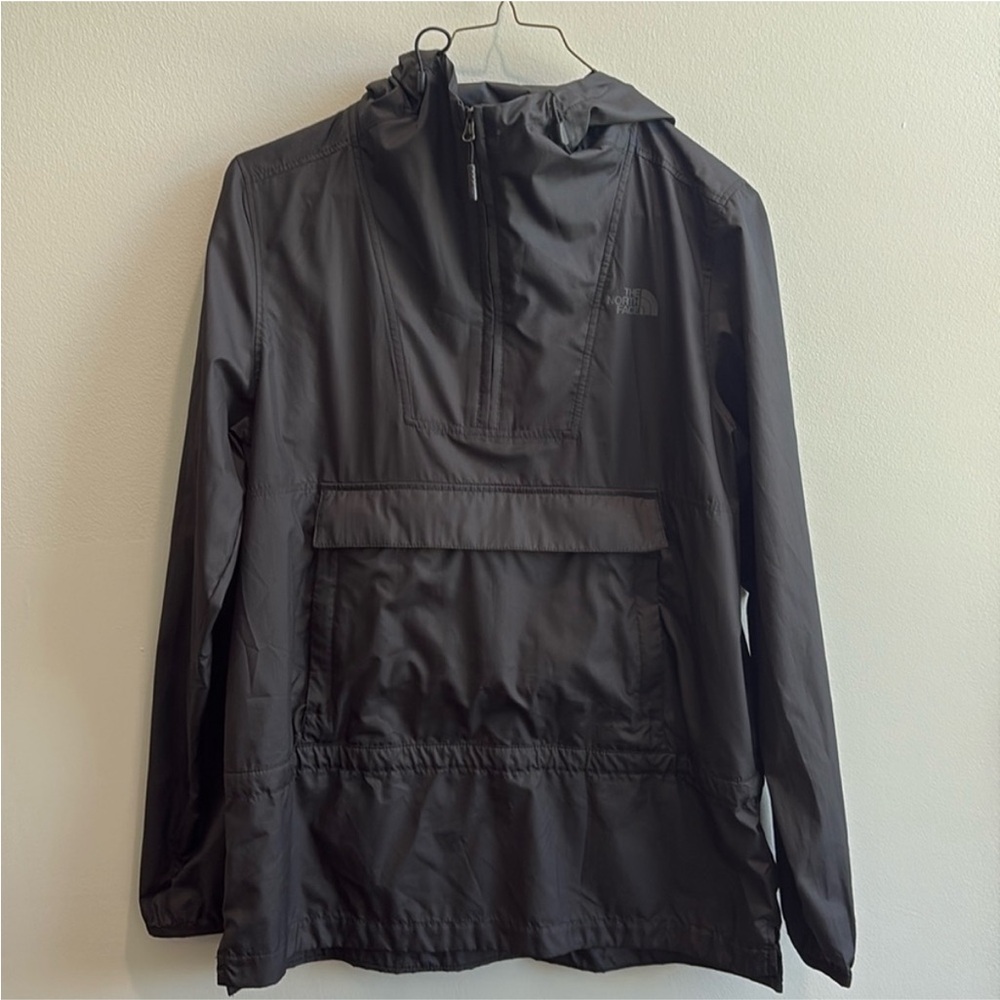 North Face 2-in-1 Windbreaker Jacket— Folds into Fanny pack- Black- size XS